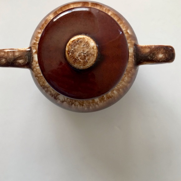 McCoy Pottery Vintage Brown Drip Glaze Bean Pot with Lid - Picture 4 of 12